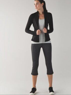 Lululemon Gather & Crow Crop II Heathered Split Hem Leggings 6